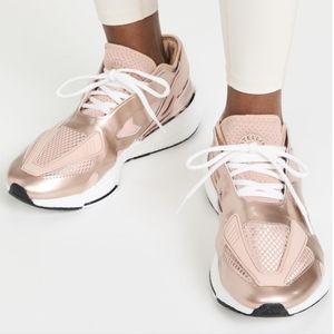 adidas by Stella McCartneyAsmc Ultraboost 22 Sneakers size 9.5US